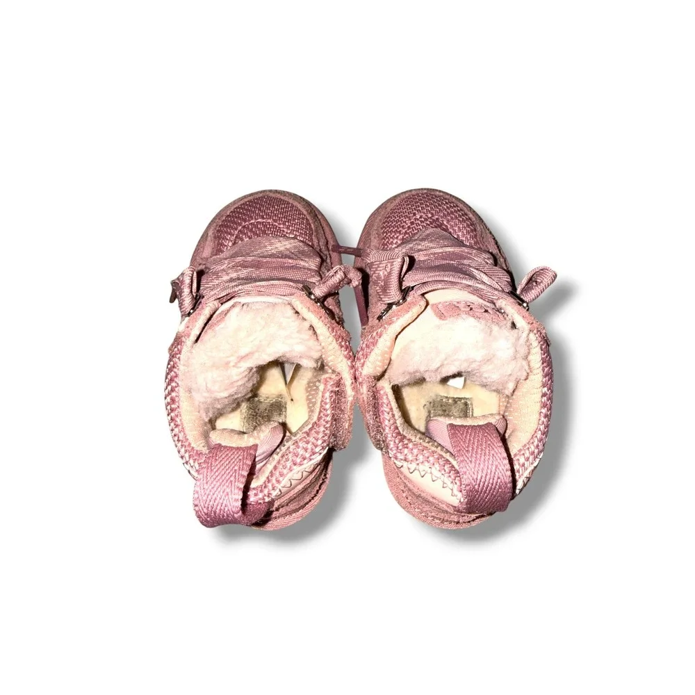 UGG Lowmel Toddler Boots Size 6 Pink Suede‎ Shearling Lace Up Sneakers